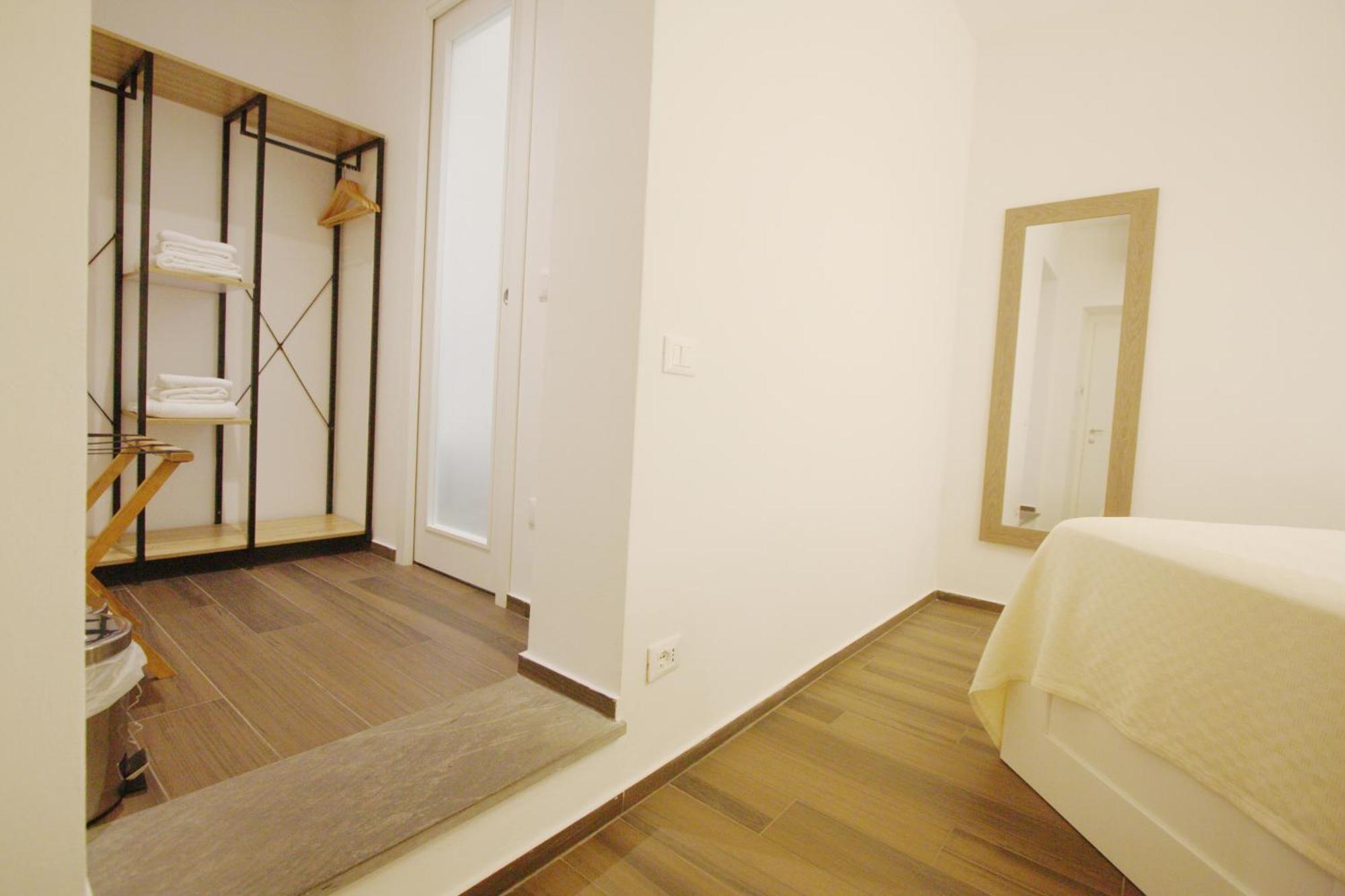 Barbj'S Rooms La Spezia Ngoại thất bức ảnh
