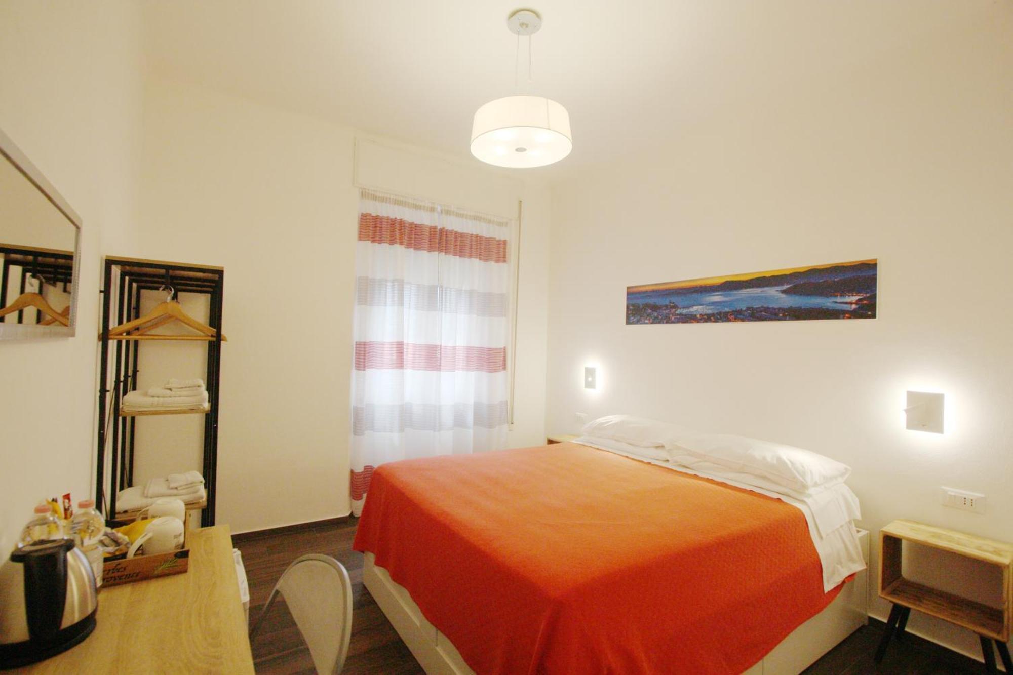 Barbj'S Rooms La Spezia Ngoại thất bức ảnh